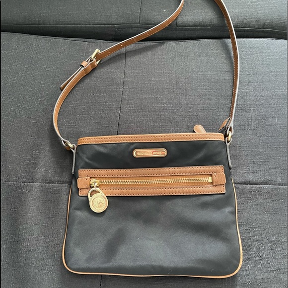 Michael Kors Accessories - Michael Kors Crossbody